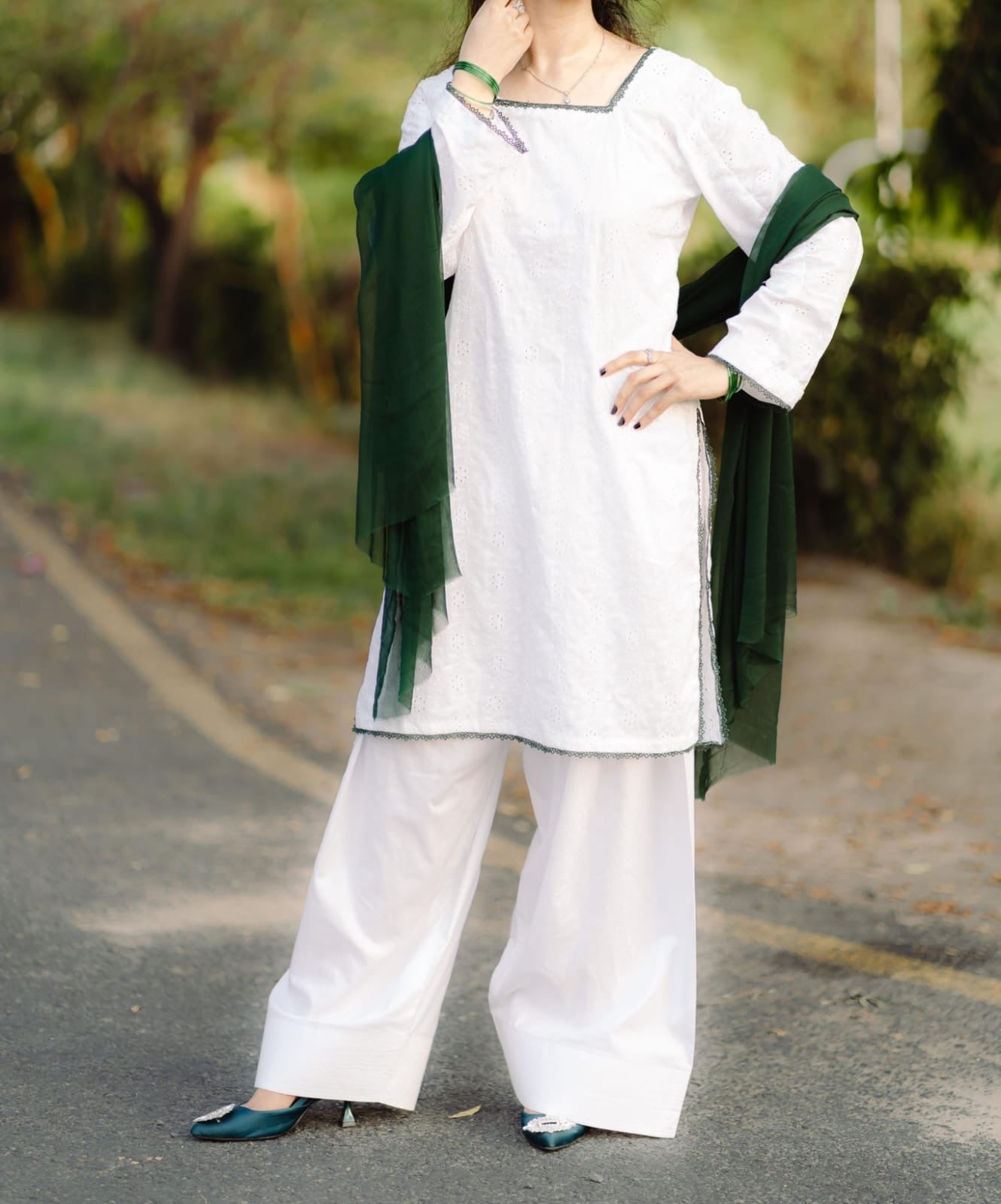 Special Dress for 14 August